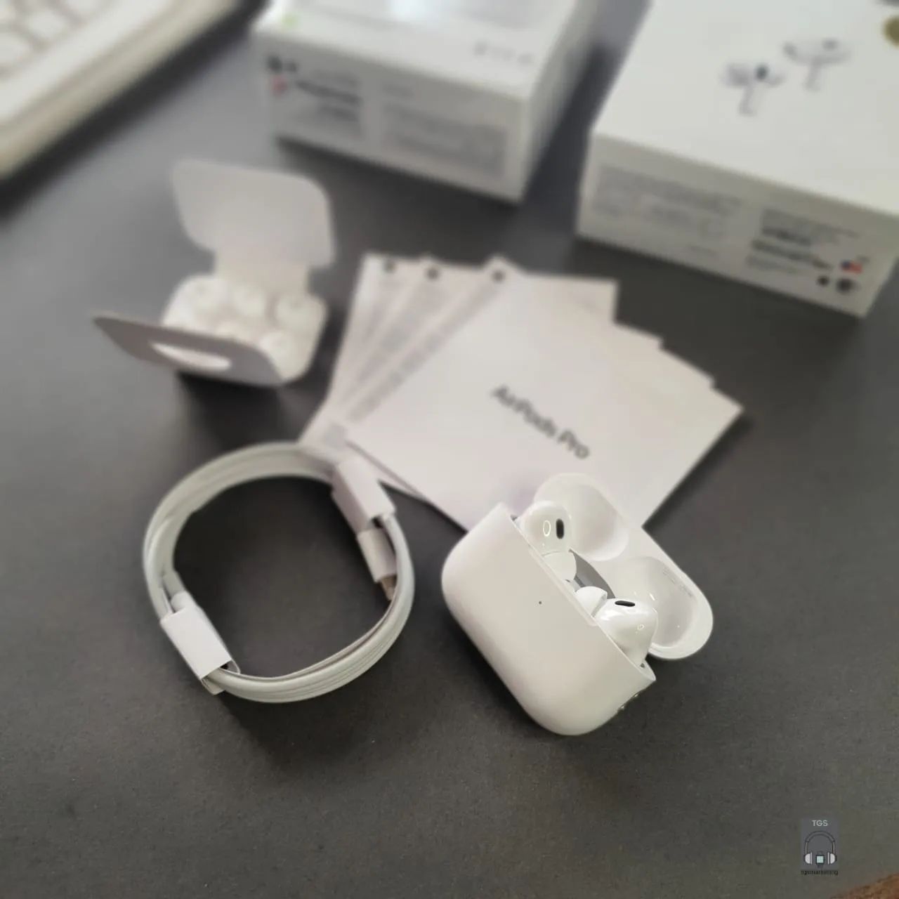 AIRPODS PRO 2nd Generation With ANC  MADE IN USA WITH STEM VOLUME CONTROL & SERIAL NUMBER WORKING