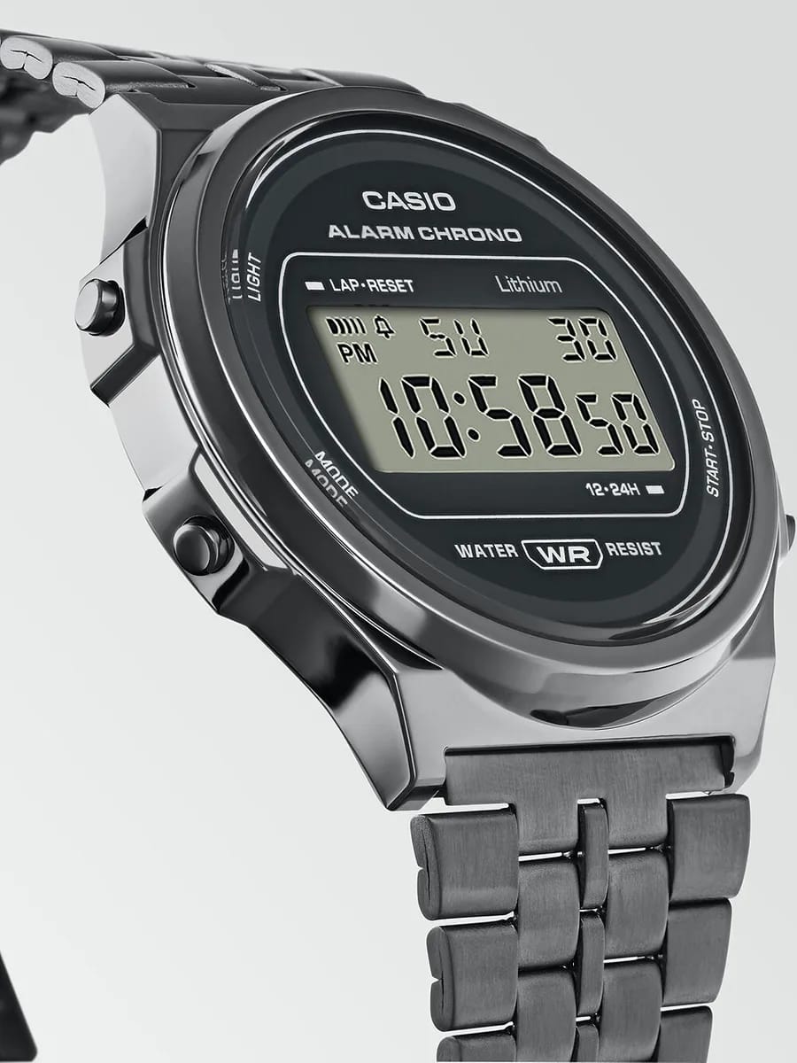 Classic Black Vintage Watch With Extra Premium Quality